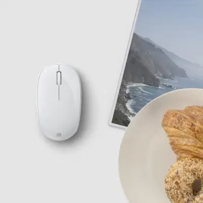 Microsoft RJN-00067 Bluetooth Mouse