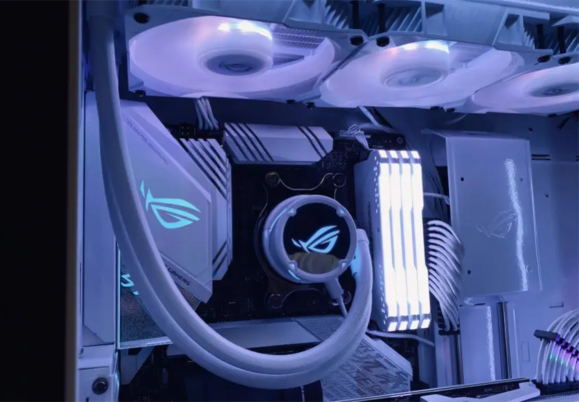 ASUS ROG Strix LC 360 RGB White Edition 360mm İşlemci Sıvı Soğutucu (90RC0072-M0UAY0)