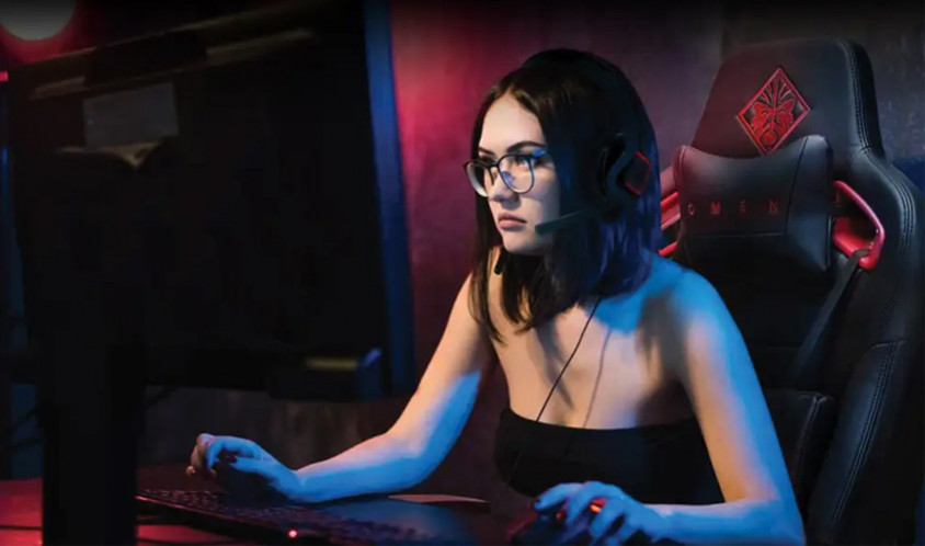 HP Omen Citadel 6KY97AA Gaming Koltuğu