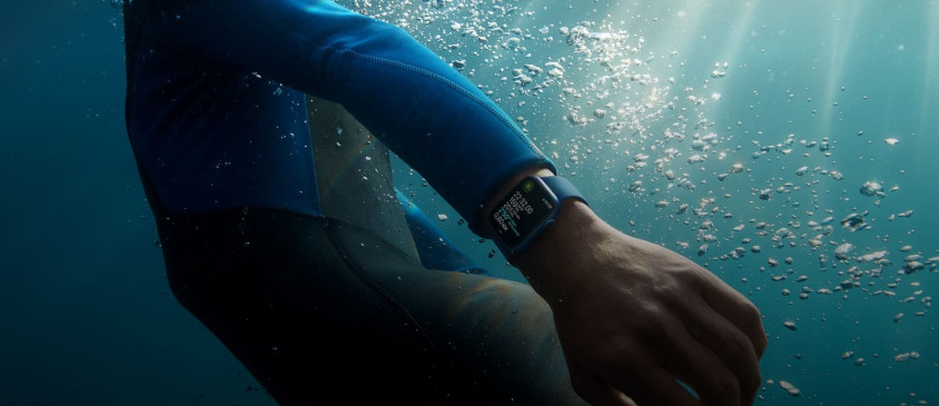 Apple Watch Nike Series 7 GPS, 45mm Gece Yarısı