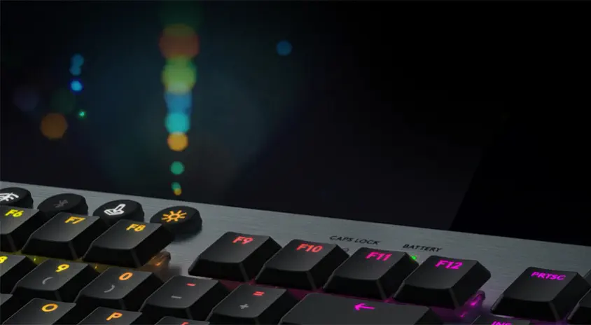 Logitech G815 Tactile Mekanik Kablolu Gaming Klavye