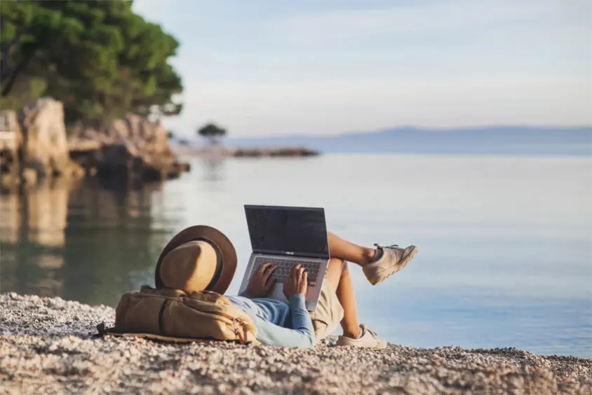 Asus X515MA-BR414 15.6″ HD Notebook