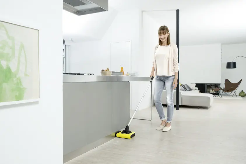 Karcher KB 5 3.7 V Dikey Şarjlı Süpürge