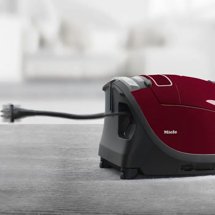 Miele Complete C3 Cat&Dog PowerLine SGEF5 Toz Torbalı Süpürge