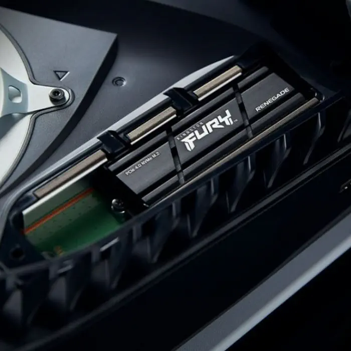 Kingston Fury Renegade SFYRS/1000G 1TB SSD Disk + Cooler Master Oracle Air M.2 NVME PCIe Harici SSD Kutusu