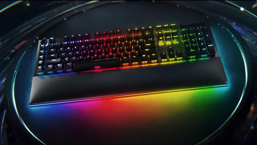 Razer BlackWidow V4 Pro RZ03-04680100-R3M1 Kablolu Mekanik Gaming Klavye
