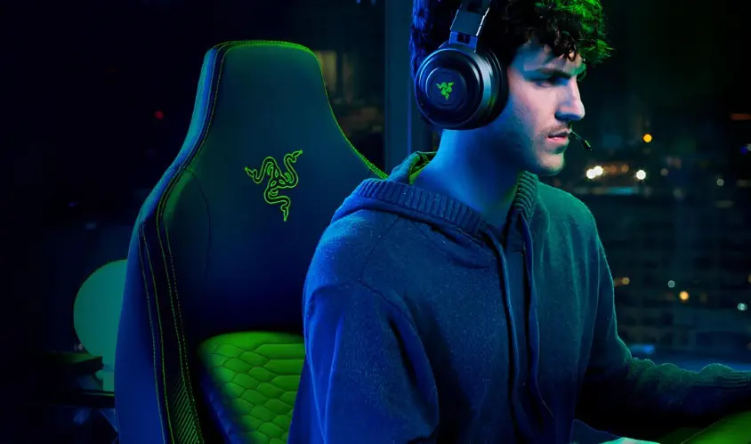 Razer Iskur RZ38-02770100-R3G1Gaming (Oyuncu) Koltuğu