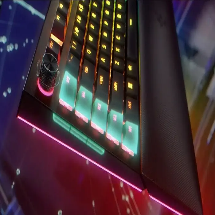 Razer BlackWidow V4 Pro RZ03-04681800-R3M1 Kablolu Mekanik Gaming Klavye