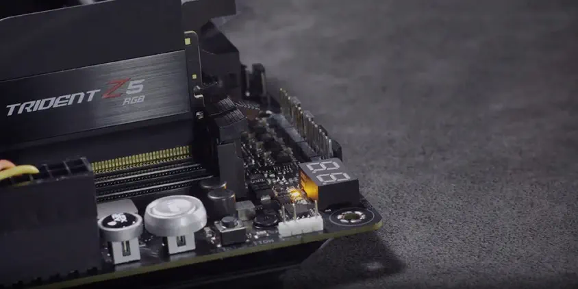 ASUS ROG Maximus Z790 Apex Encore Intel Gaming Anakart