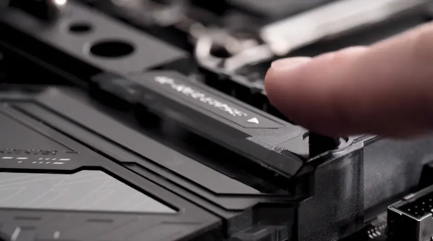 ASUS ROG Strix Z790-F Gaming WIFI II Gaming Anakart