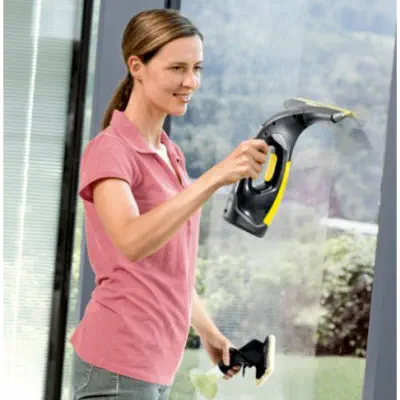 Karcher WV 2 Cam Temizleme Makinesi