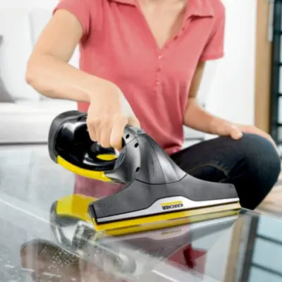 Karcher WV 2 Cam Temizleme Makinesi