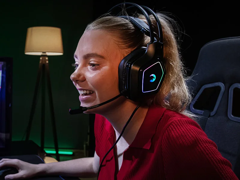 GamePower Mihawk Pro Siyah 7.1 Surround Hi-Fi RGB Titreşimli Gaming Kulaklık (Memory Foam)