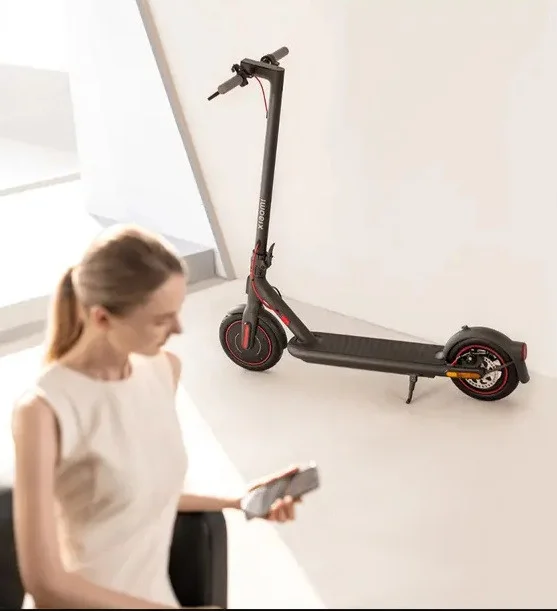 Xiaomi Mi 4 Pro 700 W Elektrikli Scooter