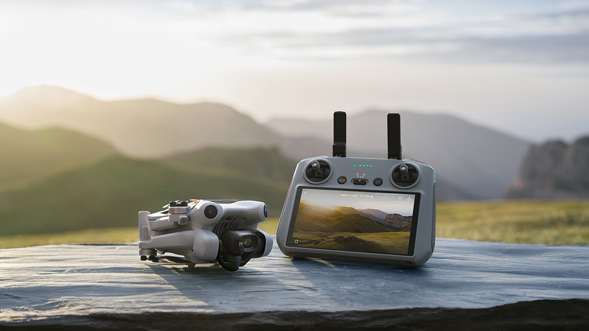 DJI Mini 4 Pro Fly More Combo RC 2 Kumandalı Drone