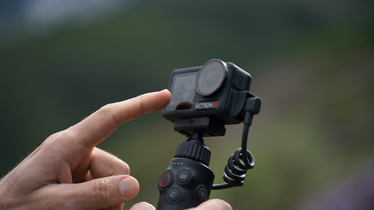 DJI Osmo Action 5 Pro Adventure Combo Aksiyon Kamerası