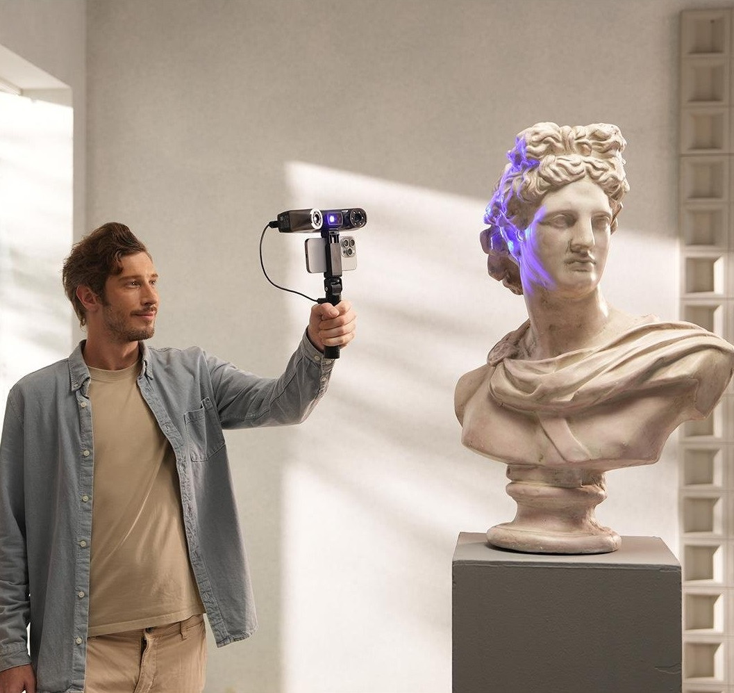 Revopoint MetroY Pro 3D Tarayıcı