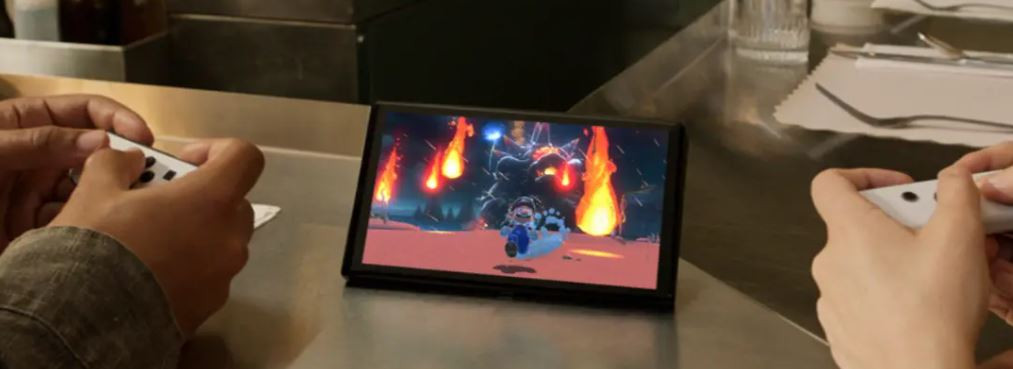 Nintendo Switch OLED Kırmızı-Mavi Oyun Konsolu