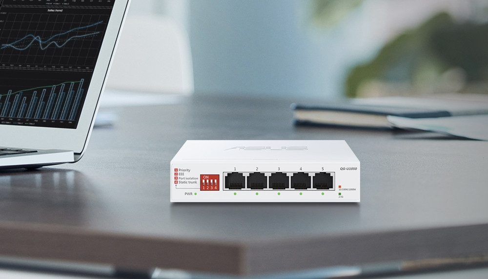 ASUS QG-U1050 5-Port 2.5G Unmanaged Switch