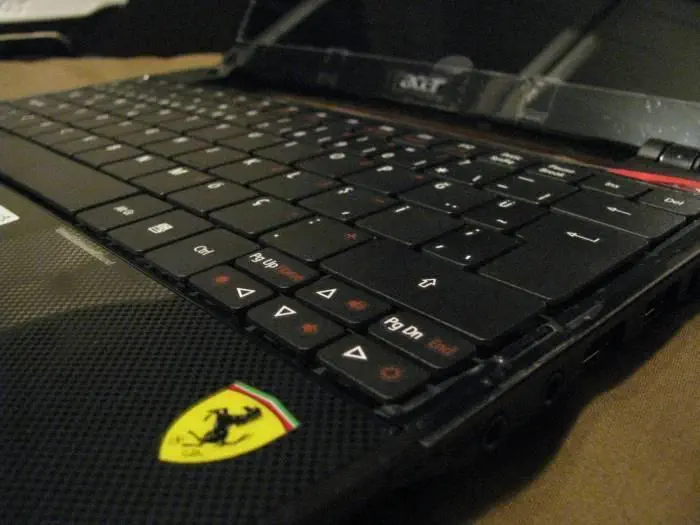 ACER FERRARI ONE 200-314G32NRK NETBOOK