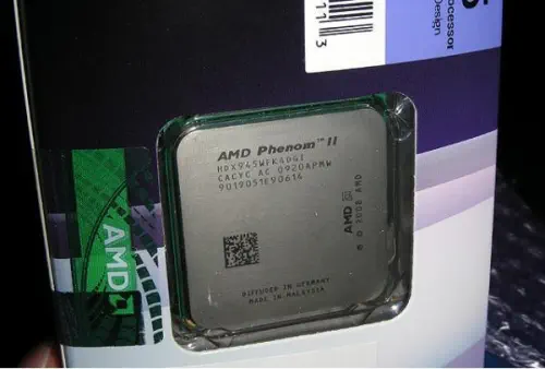 Amd Phenom X4 945 (3.0  GHz) 8 Mb 938p
