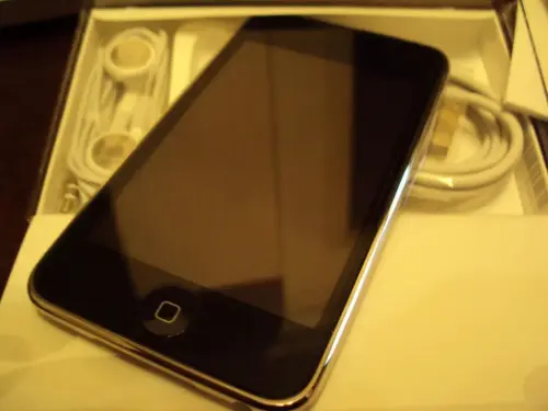Apple Ipod Touch 32 GB (3.Nesil)