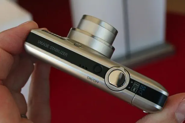 CANON IXUS 120 IS 12.1 MP FOTOĞRAF MAKİNESİ