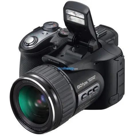 CASIO EXILIM F1 DİJİTAL FOTOĞRAF MAKİNESİ