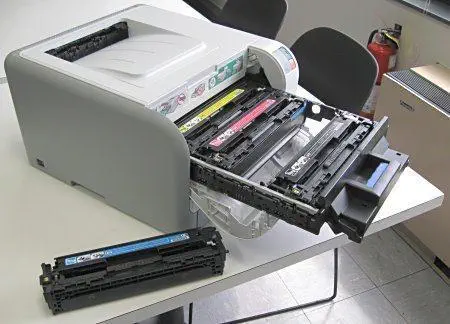 HP COLORLASERJET CP1215 RENKLİ YAZICI-A4 (CC376A)