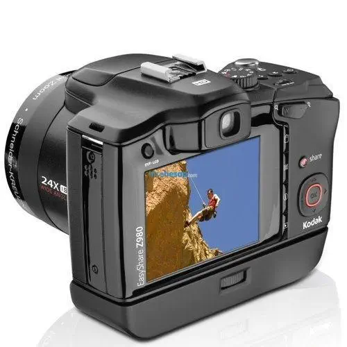KODAK EASYSHARE Z980 12MP 24X OPTİK ZOOM FOT. MAK.