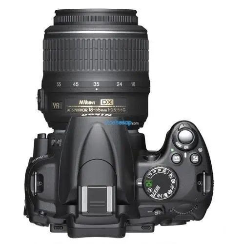 NIKON D5000 12.3Mp, 2.7″LCD SIYAH+18-55mm LENS HEDİYE