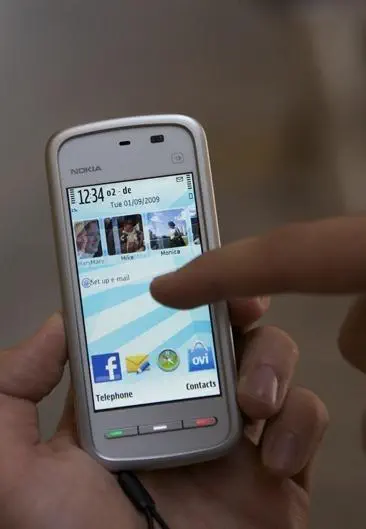 NOKIA 5230 KIRMIZI