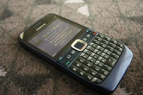 NOKIA E63 