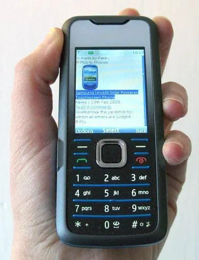 NOKIA 7210 Supernova