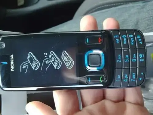 NOKIA 6600i SLIDE