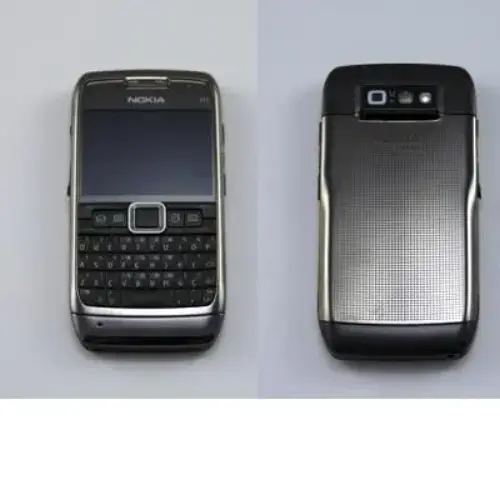 NOKIA E71 