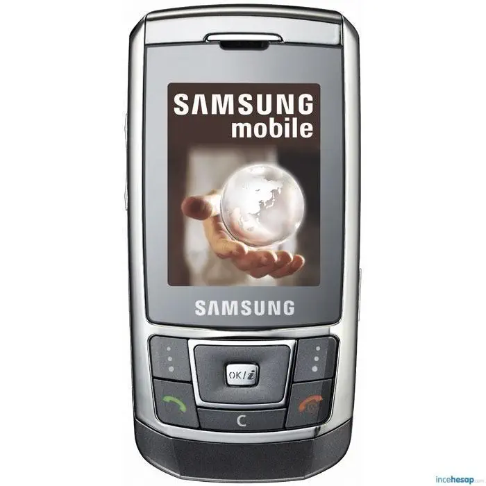 SAMSUNG D900i  