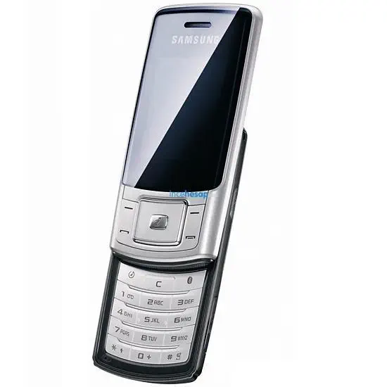 SAMSUNG M620