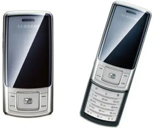SAMSUNG M620