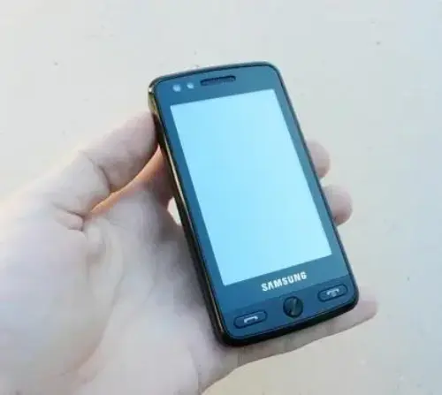 SAMSUNG M8800 PİXON