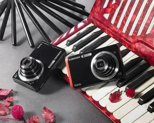 SAMSUNG ST500 12.2 MP. DİJİTAL FOT. MAKİNESİ