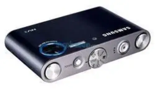 SAMSUNG NV3 7.2MP DİJİTAL FOTOĞRAF MAKİNESİ