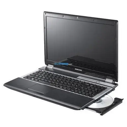 SAMSUNG RF510-S04TR NOTEBOOK