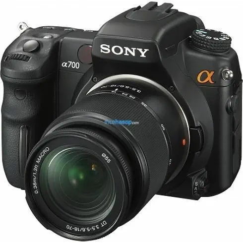 SONY D-SLR A700 DİJİTAL FOTOĞRAF MAKİNASI