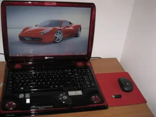 TOSHIBA QOSMIO X500-11G NOTEBOOK