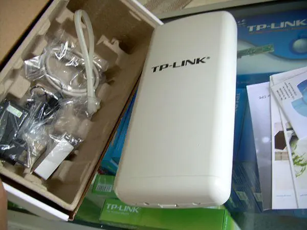 TP-LINK TL-WA5210G 54Mbps High Power Outdoor AP