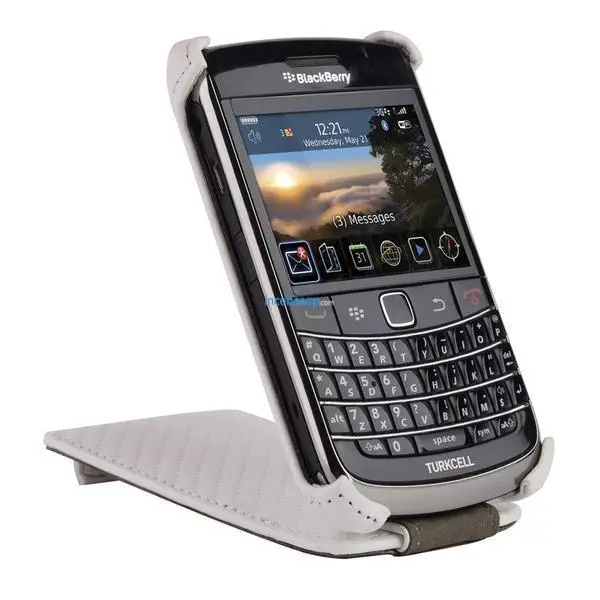 B.BERRY 9700/9780 BEYAZ DİK KAPAKLI KILIF
