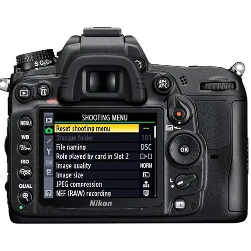 Nikon D7000 18-105 VR Kit SLR Fotoğraf Makinesi