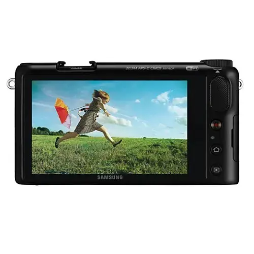 Samsung NX2000 Dijital Fotoğraf Makinesi Siyah