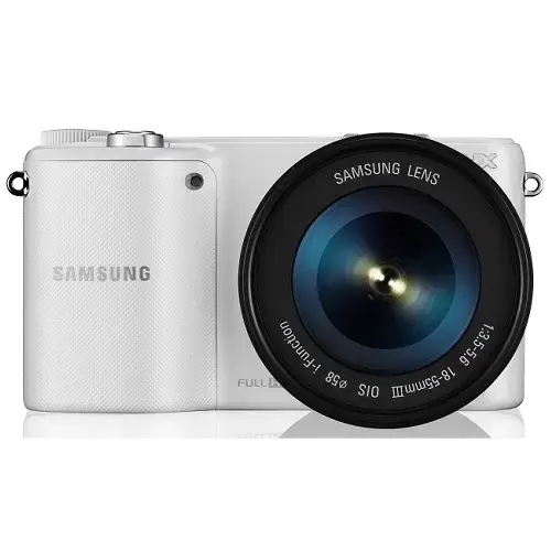 Samsung NX2000 Dijital Fotoğraf Makinesi Beyaz(ÇANTA+4GB SDC KART HEDİYELİ)